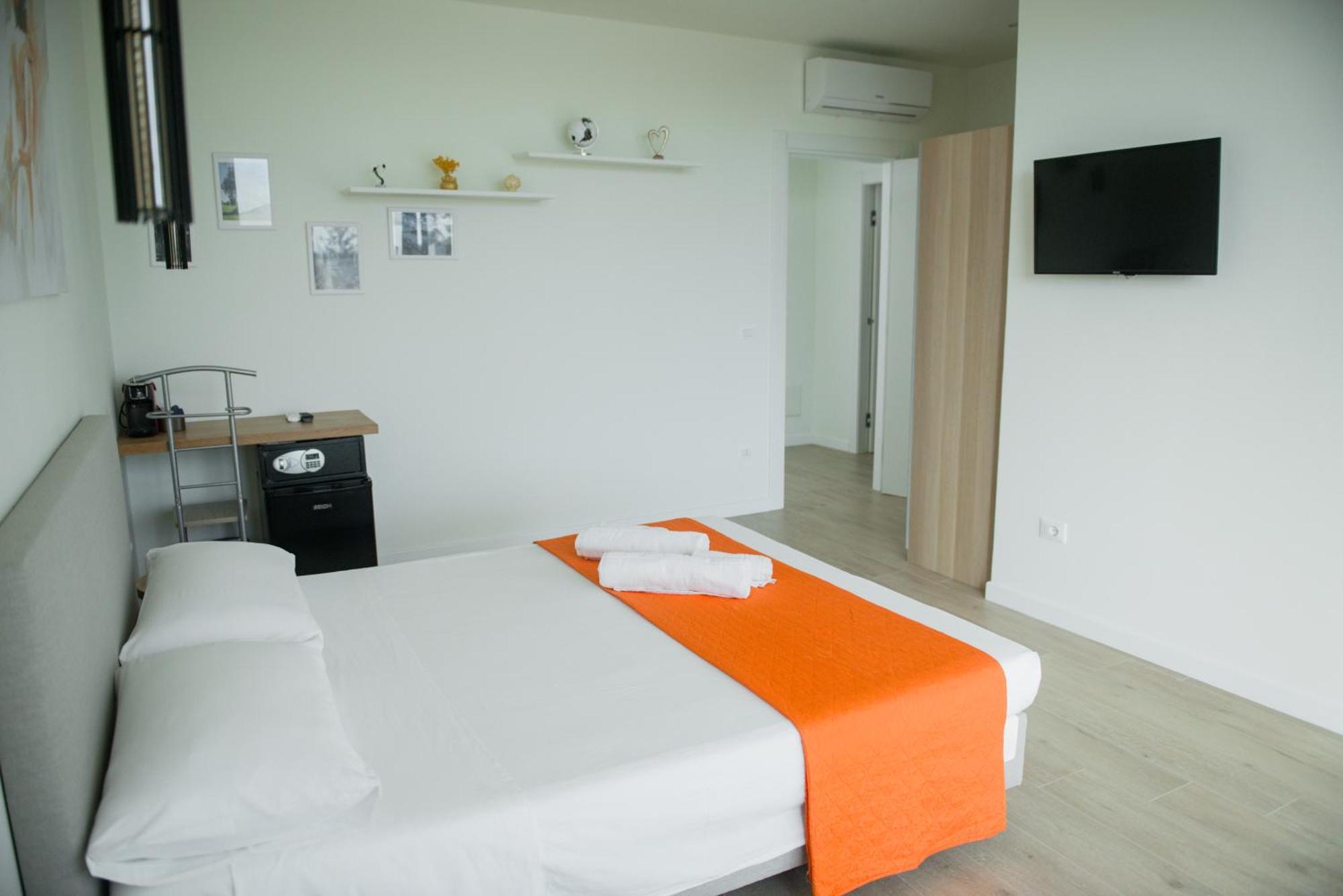 Divina Perla Bed & Breakfast Pulsano Exterior photo